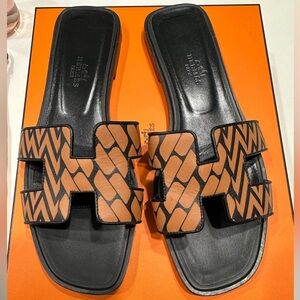 Hermès sandals